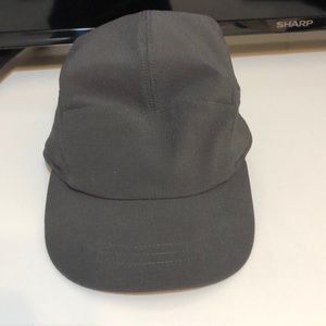 Lululemon hat
